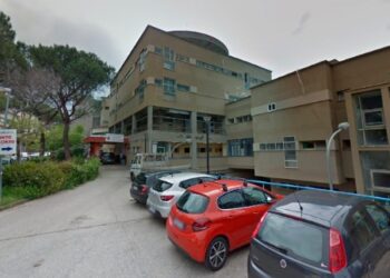 Da Ercolano si riaccendono i fari sull’ospedale Maresca