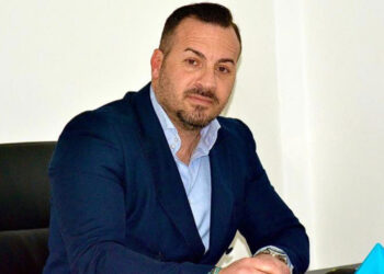 Manzo (FdI): «Quartieri paralizzati, più risorse per la viabilità e la sicurezza alla Municipalità V»