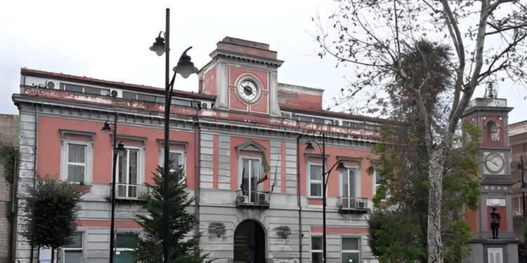 Arzano Alternativa attacca: no alla cabina primaria