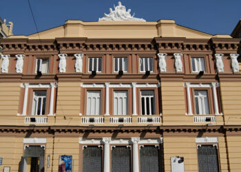 «Memoria Divisa» al Ridotto del Mercadante di Napoli: il teatro ricorda le vittime delle foibe