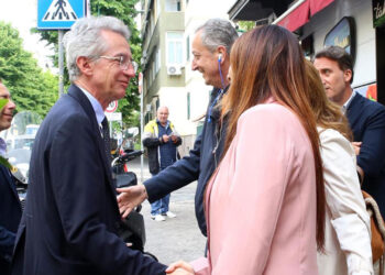 Celebrati gli 80 anni di attività del Bar Roma, pezzo storico di Napoli