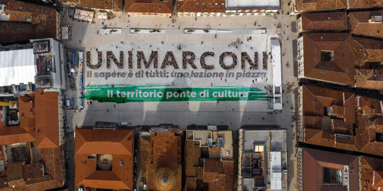«Il sapere è di tutti»: UniMarconi trasforma le piazze italian in aule