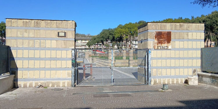 Longobardi (Fdi): «A Napoli riaprono il parco Falcone–Borsellino tra rifiuti e degrado»