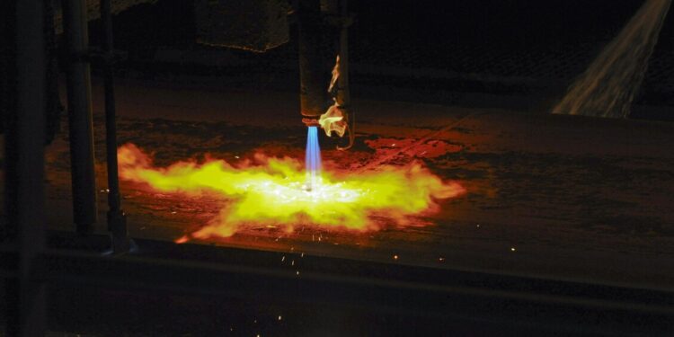 Leggero recupero del fatturato nel 2025 per l’industria, +0,6%