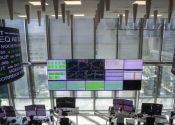 Borsa: l’Europa in calo tra trimestrali e tensioni Usa-Iran. Milano -0,6%