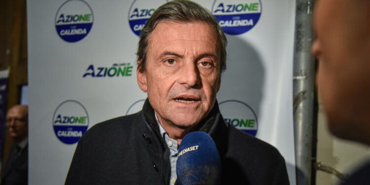 Calenda, ‘surreale che altre opposizioni e il governo siano assenti a Kiev’