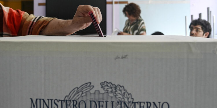 La maggioranza trova l’intesa nella notte sulla legge elettorale