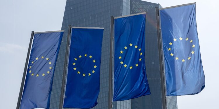 Bce, stretta sull’IA: più controlli sui prestiti bancari e data center