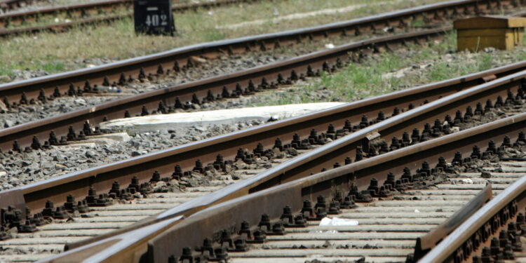 Principio di incendio, disagi a circolazione treni su linea Arezzo-Firenze