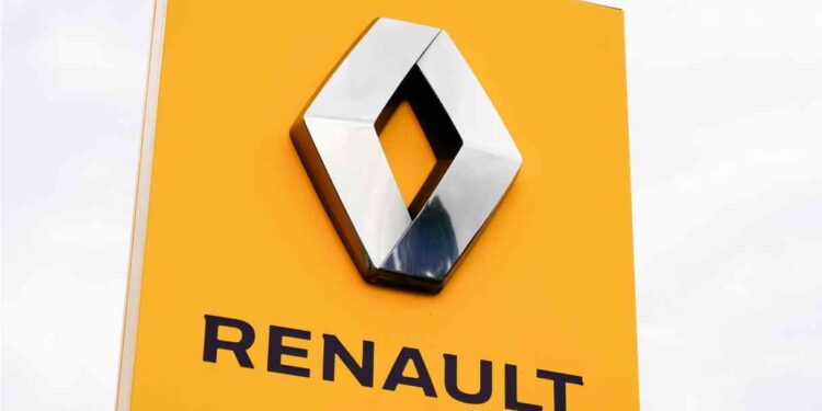 Renault, ricavi in crescita. Risultato sconta svalutazione Nissan
