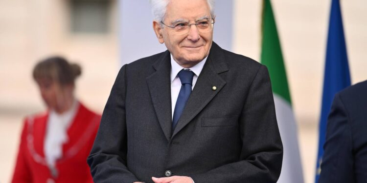 Csm, Mattarella presiede seduta plenum: “Serve rispetto per questa istituzione”