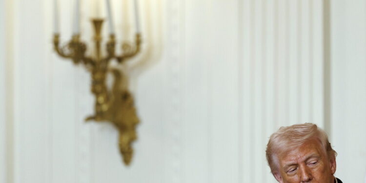 Trump, ‘non preoccupato dal rialzo dei prezzi della benzina’