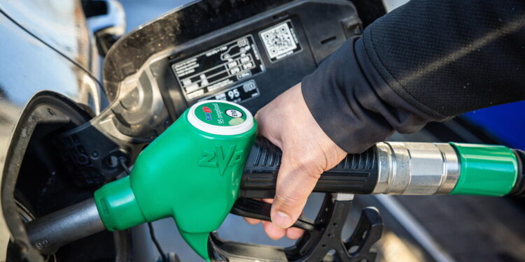 Benzinai, la speculazione c’è e la vedono tutti, il governo agisca