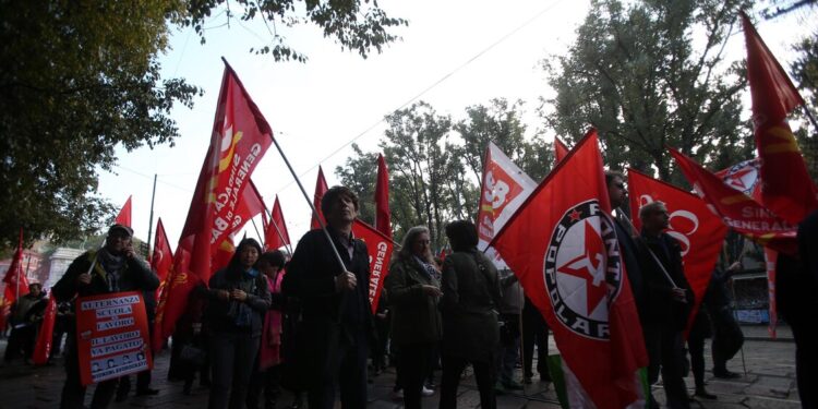 Ancora scioperi a marzo, il 9 disagi per scuola e sanità