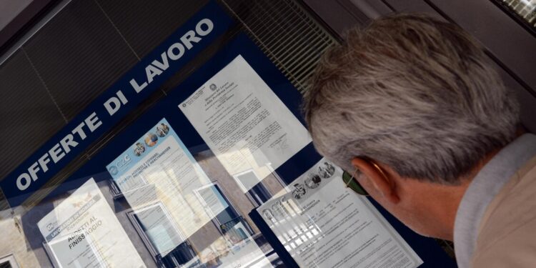 Somministrazione per il 10% dei rapporti di lavoro, più stabilizzazioni