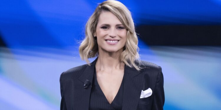 Due show per Michelle Hunziker, in arrivo ‘Battiti live spring’ e ‘Super Karaoke’