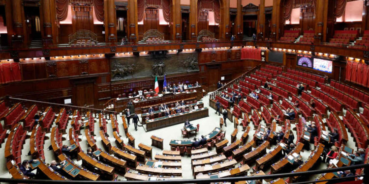 Decreto bollette contro il caro energia, dagli sconti alle novità su carbone e telemarketing