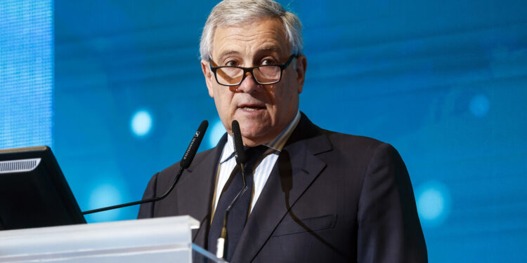 Tajani: ‘Dal referendum contraccolpi, ma nessuno pensa a elezioni anticipate’