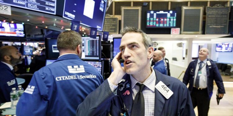 Borsa: l’indice della ‘paura’ Vix tocca i massimi dal Liberation Day