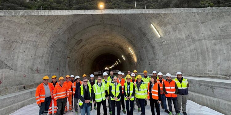 Il piano da 5 miliardi per il rilancio della SS 106 “Jonica”