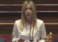 Iran, Meloni: “Crisi tra le più complesse degli ultimi decenni. Governo né isolato né complice di decisioni altrui”
