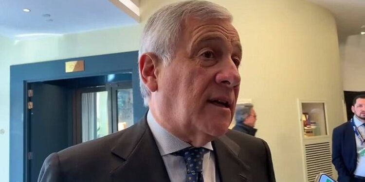 Unicredit-Commerzbank, Tajani: “Vinca il libero mercato”