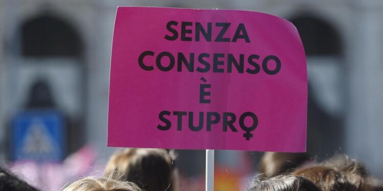 ‘Io stuprata da tre calciatori, quella notte mi finsi morta’