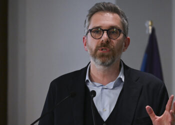 25 aprile: a Bologna attivisti pro-Pal contestano il sindaco Lepore