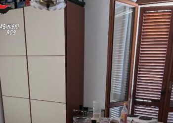 Scoperta una raffineria di cocaina in una villa di Foligno