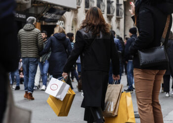 Confcom, nel terziario mezzo milione di lavoratori mancanti entro 10 anni