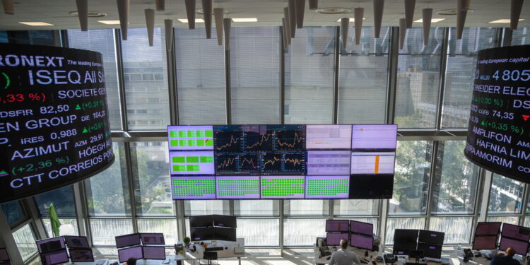Borsa: l’Europa debole tra Medio Oriente e trimestrali