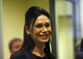 La grazia a Nicole Minetti. Fonti del Quirinale: “Per gravi condizioni di salute di un minore”