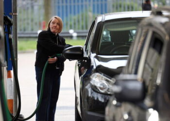 ++ Mimit, carburanti ancora in calo, gasolio self a 2,162 ++