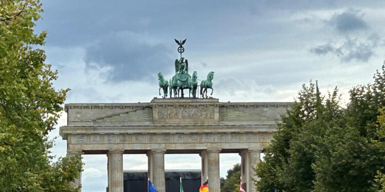Crolla l’indice Zew in Germania, a marzo -17,2 con impatto guerra
