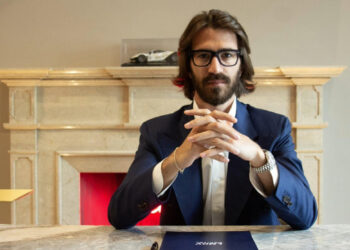 Delfin: l’assemblea approva il passaggio delle quote a Leonardo Maria Del Vecchio