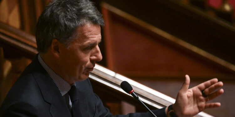 Renzi: ‘Salis ripensi alle primarie’. Dai dem il ‘no’ ai federatori