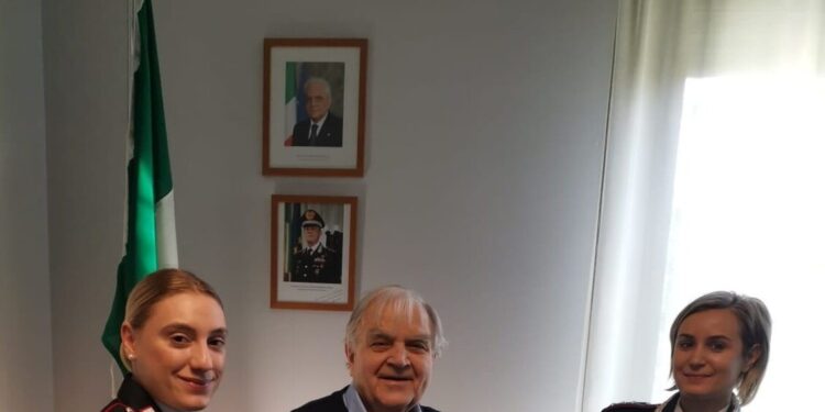 Durante perquisizione Cc trovano viola rubata al fratello di Prodi, minore denunciato