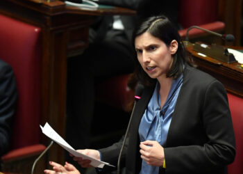Schlein a Meloni, la sfida l’hai già persa, il popolo vi ha battuto alle urne