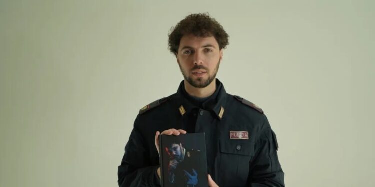 Revman, il poliziotto rapper porta la legalità al Salone del Libro di Torino
