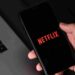 Netflix: risultati trimestre deludono. Il co-fondatore esce di scena