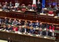 Schlein attacca Meloni in Aula, la premier: “Ancora? Tutto falso”