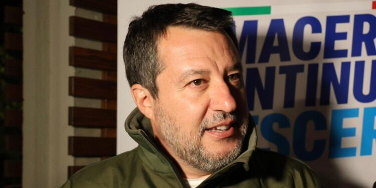 La Lega: “Lavoriamo alla revoca del permesso di soggiorno per chi delinque”