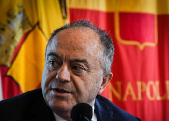 Gratteri, ‘rubati e venduti da poliziotti infedeli dati su calciatori e cantanti’