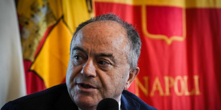 Gratteri, ‘rubati e venduti da poliziotti infedeli dati su calciatori e cantanti’