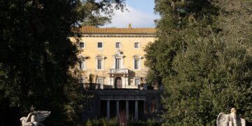 Riapre al pubblico Villa Chigi Saracini nel Senese