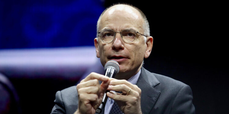 Letta, ‘un grande appello, è il momento di una Dichiarazione di Indipendenza dell’Ue’