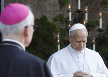 Il Papa: ‘Basta bombe’. Pregano con lui dal Libano all’Ucraina