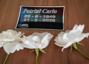 Pollenzo si prepara per l’ultimo saluto a Carlo Petrini