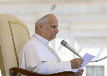 Il Papa ai vescovi italiani, ‘serve il coraggio di parrocchie accoglienti’