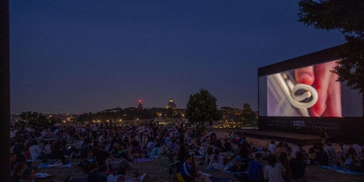 Torna ‘Il cinema in piazza’ a Roma, si parte con la serie di Bellocchio su Tortora